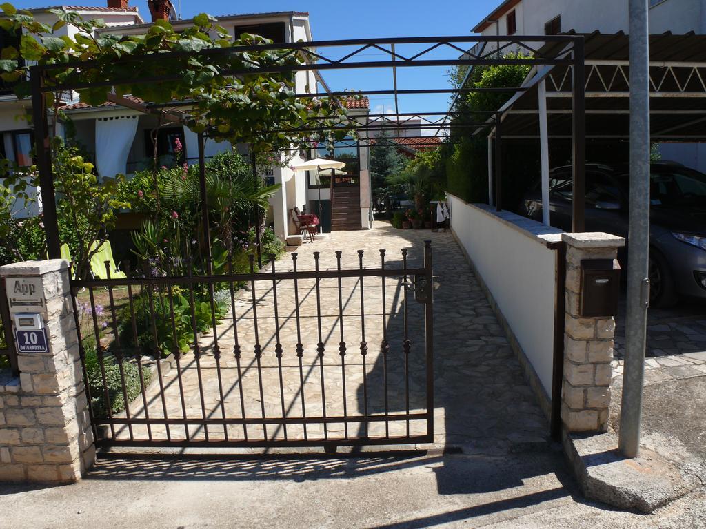 Apartment Marijana Porec Luaran gambar